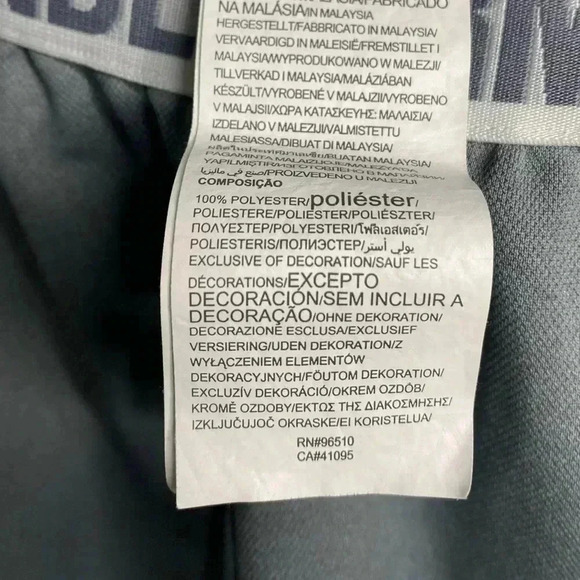 Under Armor Athletic Shorts - Picture 4 of 5